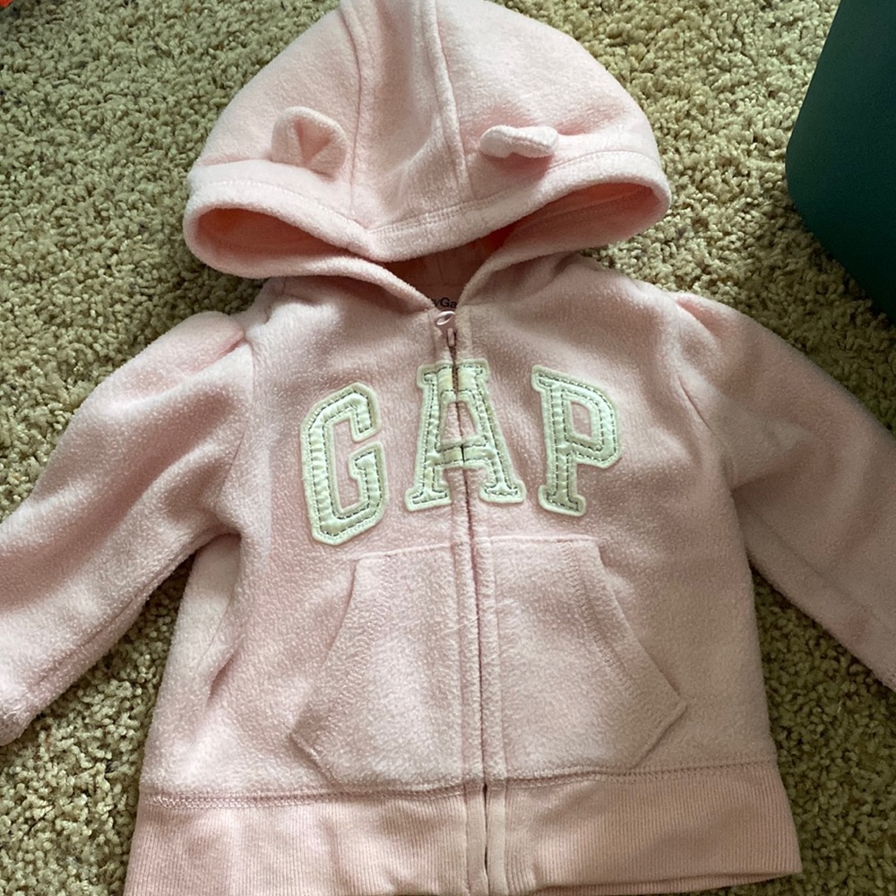 Baby gap girls pink fleece jacket 6-12 months